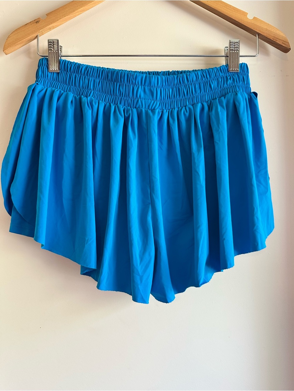 Blue Women's Elastic-Waist Flow Shorts